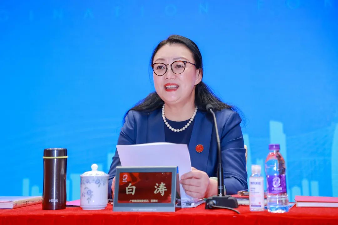腾博会诚信为本,专业服务!集团举办后备人才“80、85、90”班开班仪式 腾博会诚信为本,专业服务!集团举办后备人才“80、85、90”班开班仪式