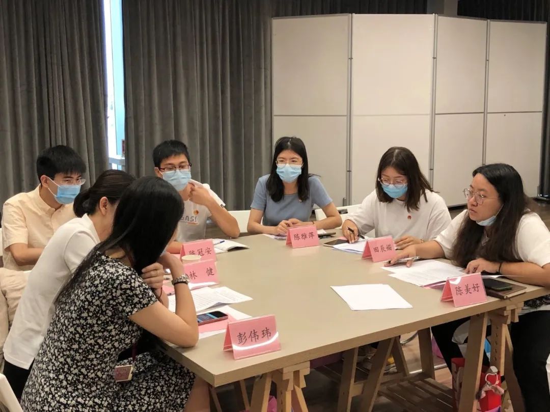 践行腾博会诚信为本,专业服务!文化 彰显青春力量——集团团委召开“奋进共生”企业文化宣贯会 践行腾博会诚信为本,专业服务!文化 彰显青春力量——集团团委召开“奋进共生”企业文化宣贯会