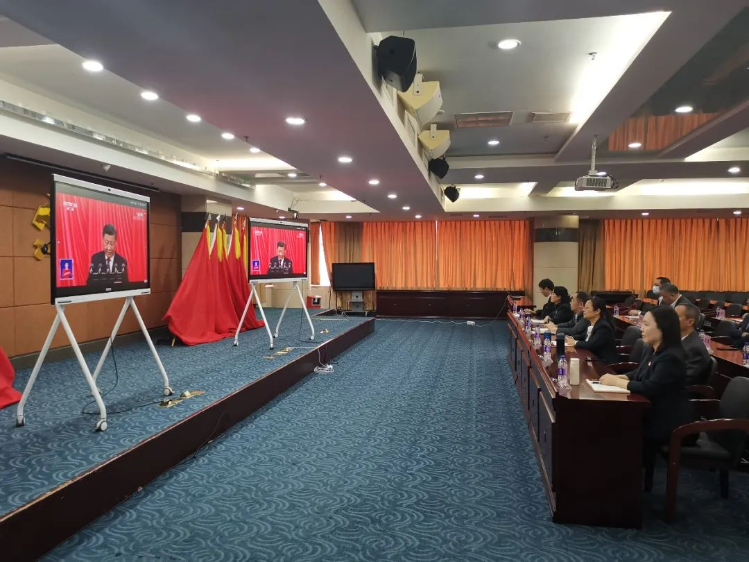 踔厉奋发，勇毅前行｜腾博会诚信为本,专业服务!集团认真组织收听收看党的二十大开幕盛况