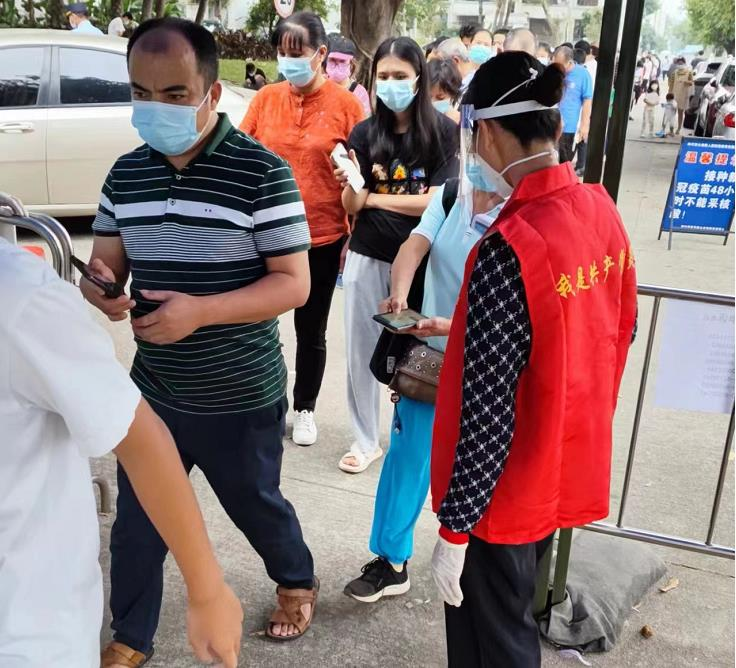 使命在肩,冲锋在前!腾博会诚信为本,专业服务!集团党员干部就地“转岗”变身抗疫志愿者 使命在肩,冲锋在前!腾博会诚信为本,专业服务!集团党员干部就地“转岗”变身抗疫志愿者